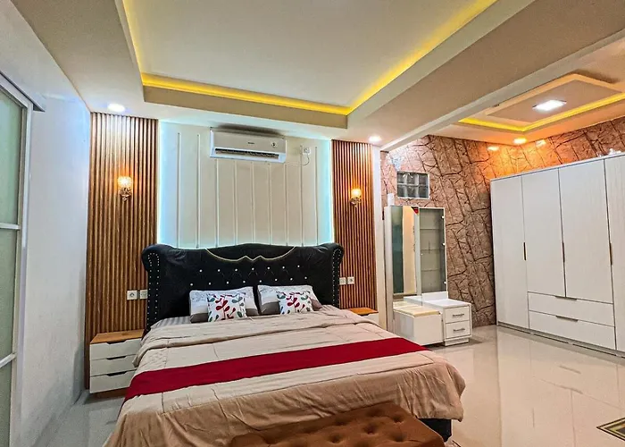 Private 5br House With Pool, Up To 12 Pax Villa *